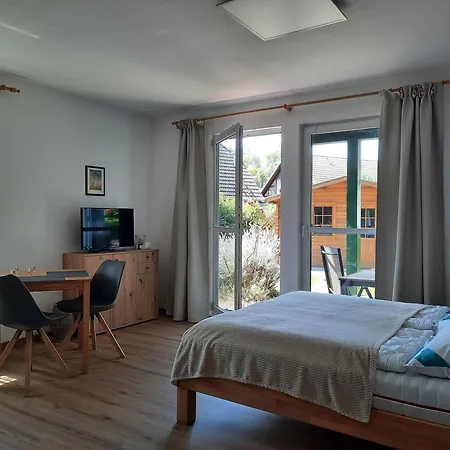 Apartment Sasse Mit Garten & Grill Molschow